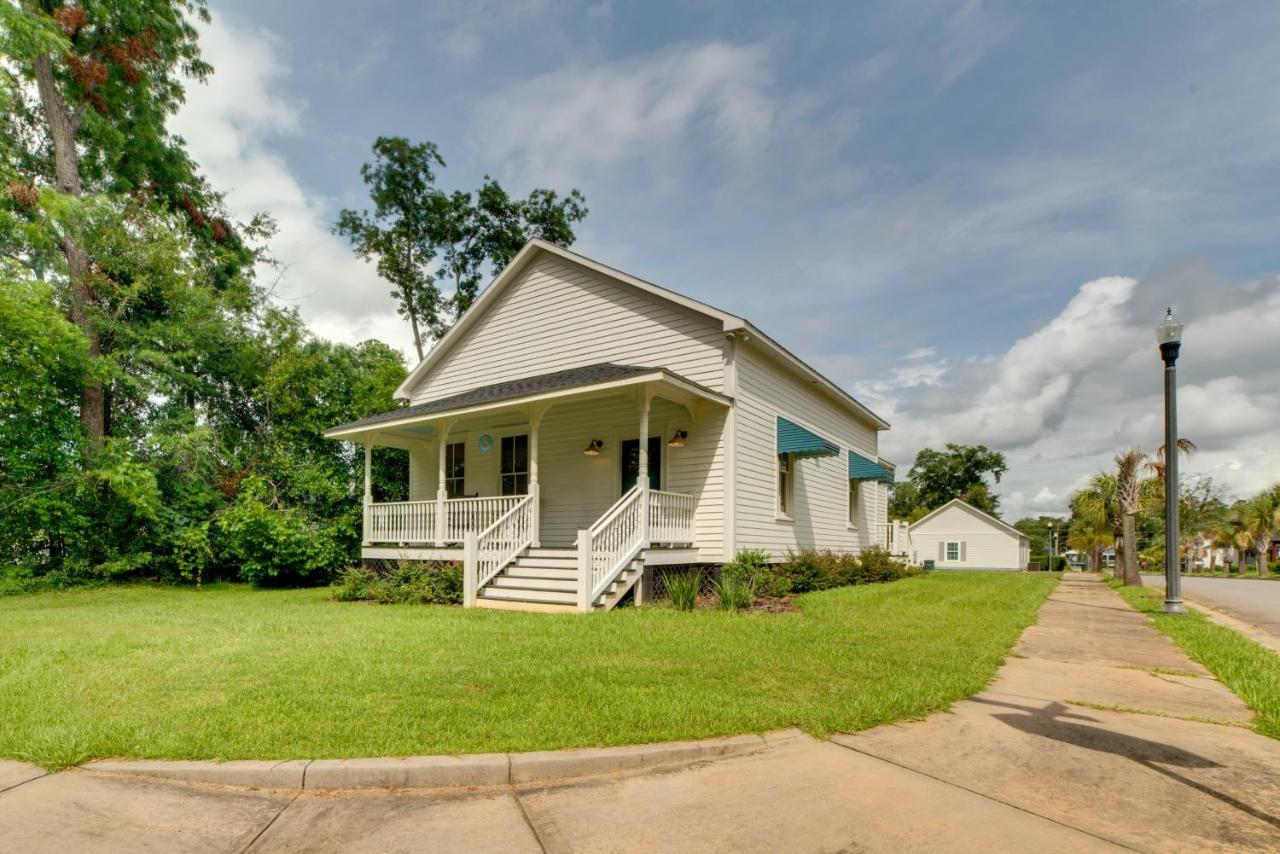 Restored Home Near Downtown โทมัสวิลล์ ภายนอก รูปภาพ