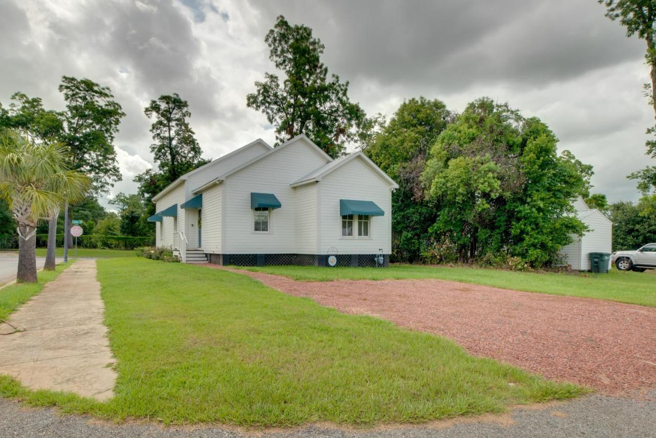 Restored Home Near Downtown โทมัสวิลล์ ภายนอก รูปภาพ